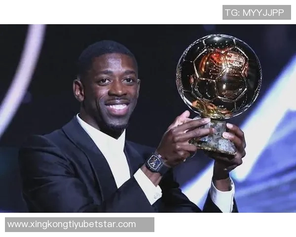 登贝莱荣获金球奖归乡庆祝引发家乡热烈反响 登贝莱荣获金球奖归乡庆祝引发家乡热烈反响