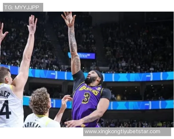 詹姆斯因伤缺席五场湖人新三人组磨合计划面临挑战 詹姆斯因伤缺席五场湖人新三人组磨合计划面临挑战