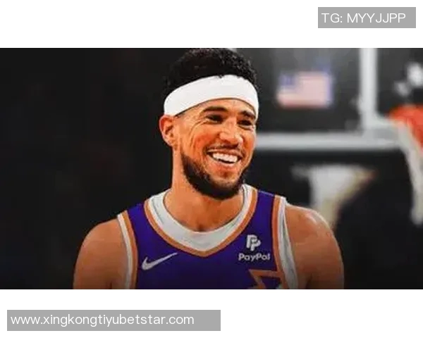 布克生涯30分场次追平韦德但出场次数仍落后354场数据分析 布克生涯30分场次追平韦德但出场次数仍落后354场数据分析