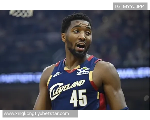 米切尔状态低迷上半场仅得5分6助攻表现令人失望