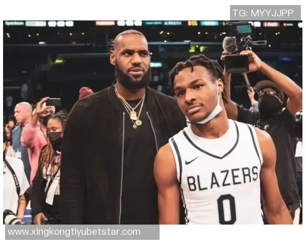 夸梅谈威少被称威铁称呼无碍联盟中只有布朗尼不容置喙