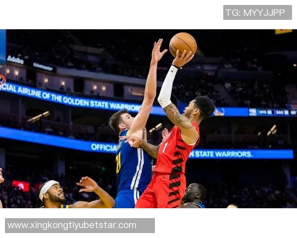 开拓者逆袭勇士三分火力全开命中率大幅提升创佳绩