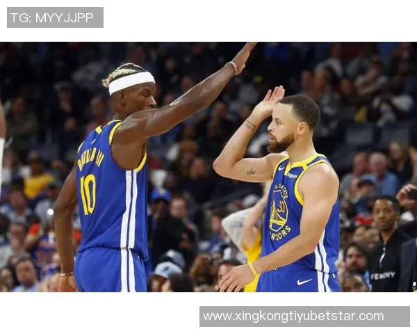 科尔感激库里和巴特勒的场边支持这对年轻球员成长至关重要 科尔感激库里和巴特勒的场边支持这对年轻球员成长至关重要